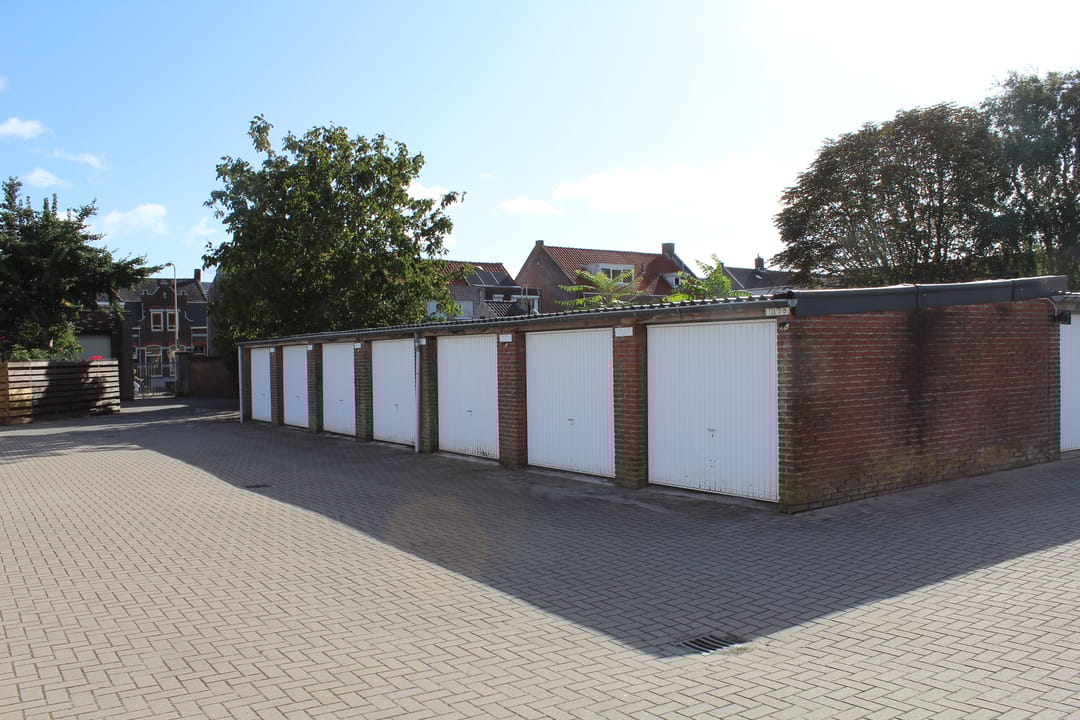 Foto 16 van Broekhovenseweg 111-25