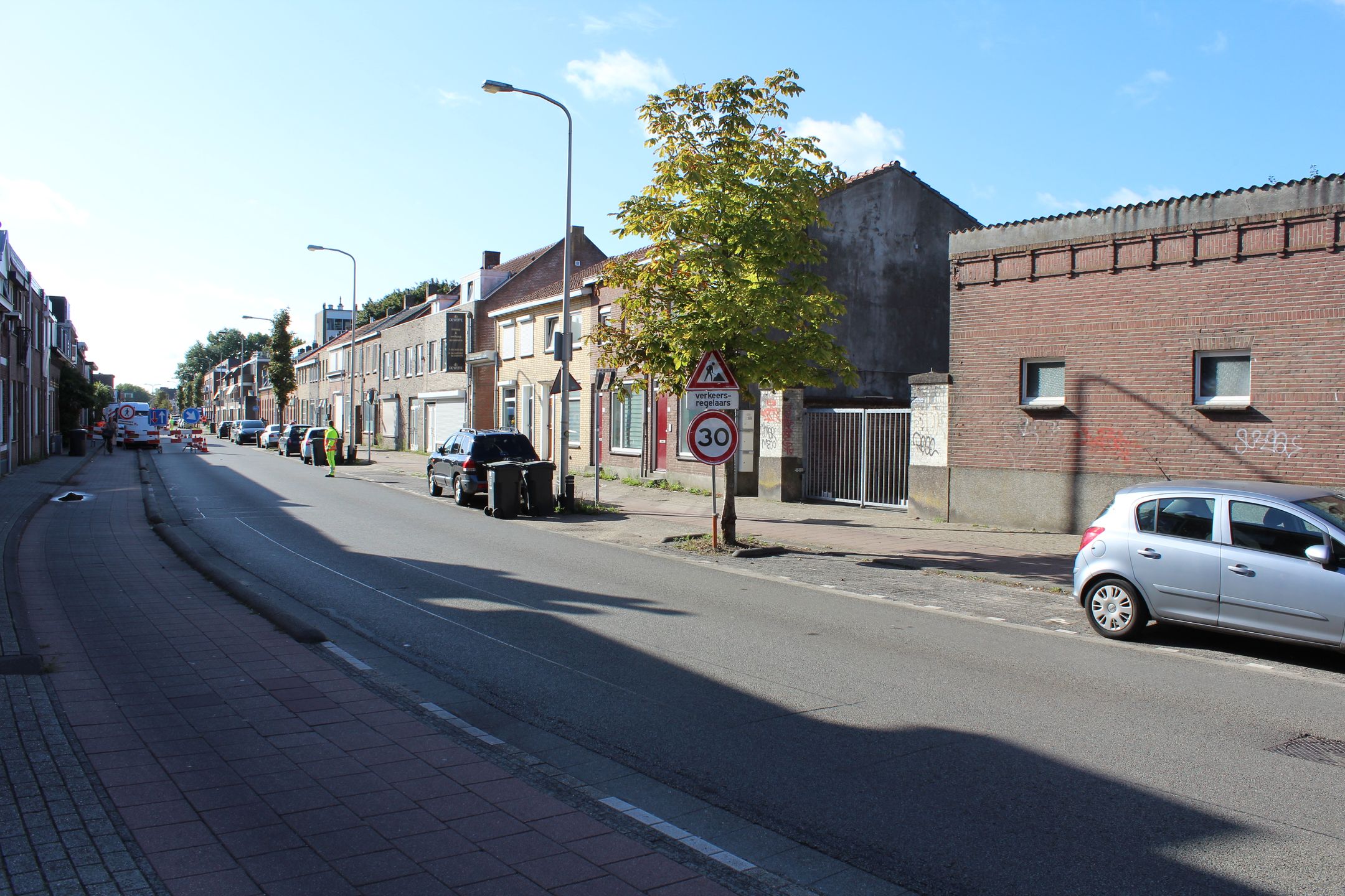 Foto 24 van Broekhovenseweg 111-25