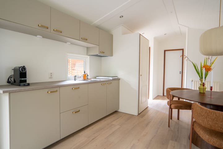 Photo 12 of Groningerweg 13-239