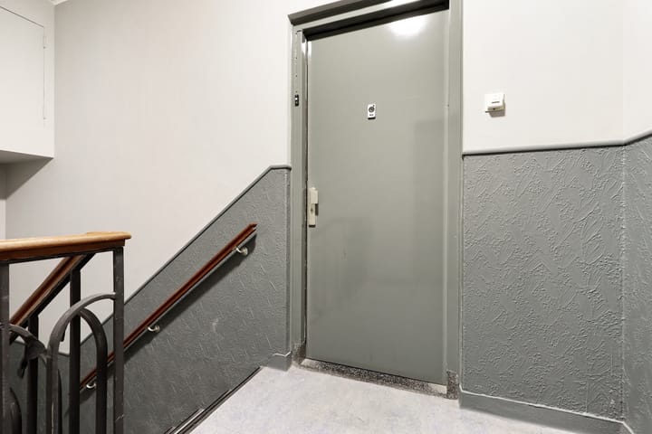 Photo 6 of Looierstraat 46-3