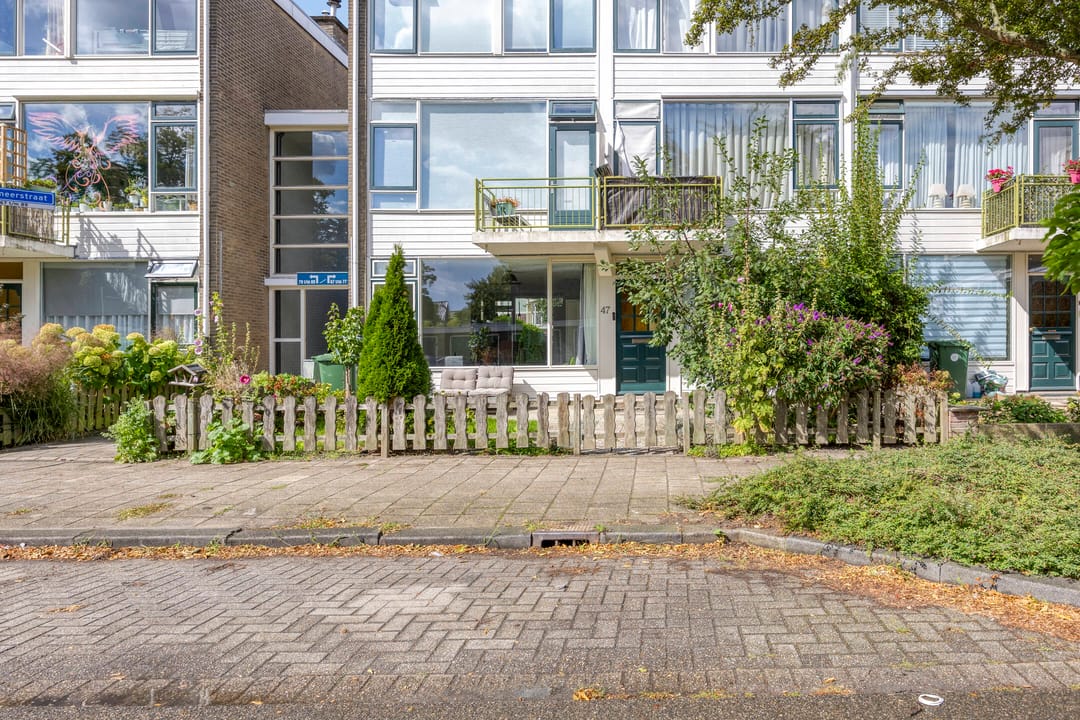 Photo 7 of Vermeerstraat 47