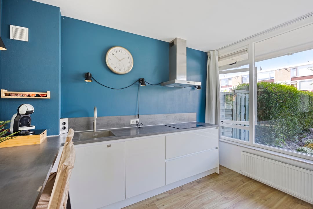 Photo 16 of Vermeerstraat 47