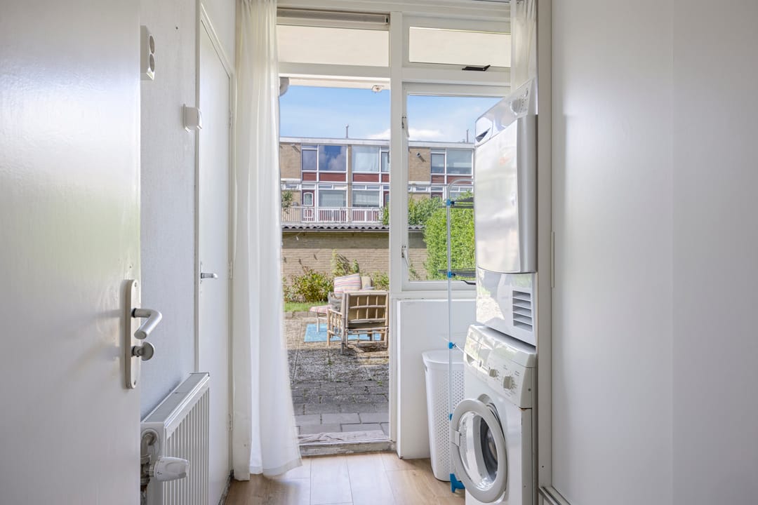 Photo 22 of Vermeerstraat 47