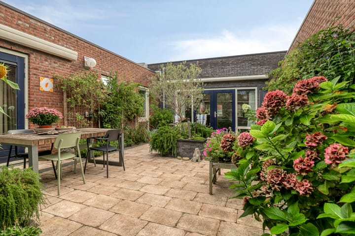 Photo 2 of Drontermeer 6