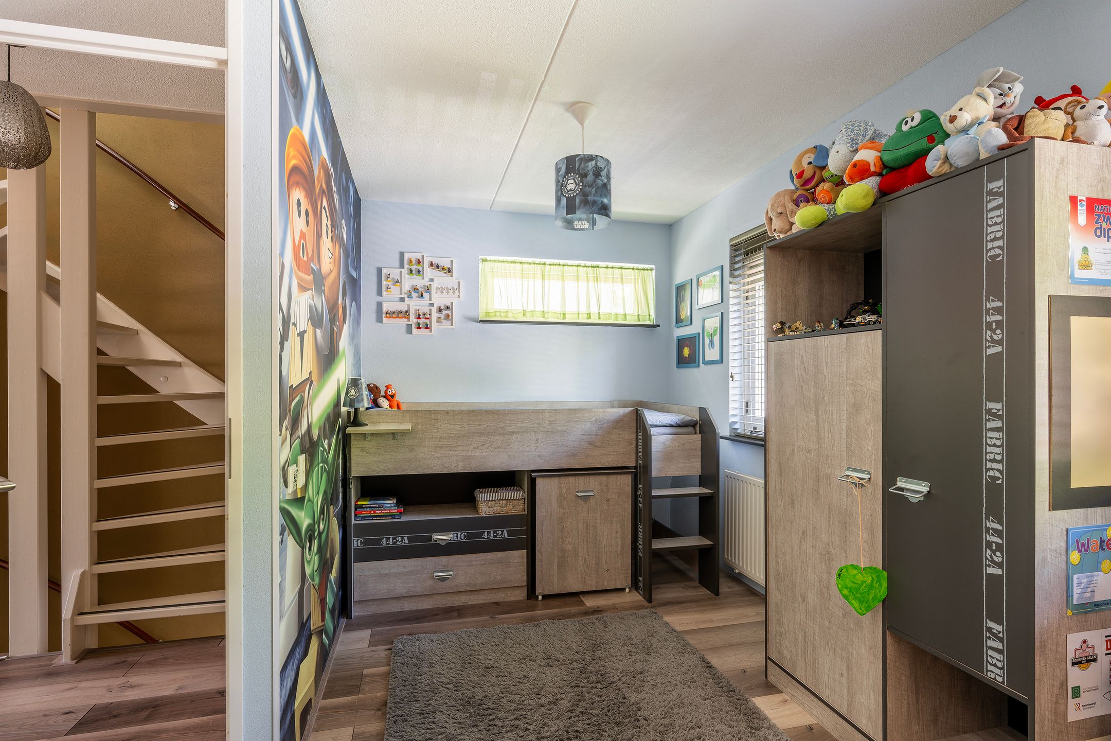 Foto 30 van Samuel Esmeijerstraat 241