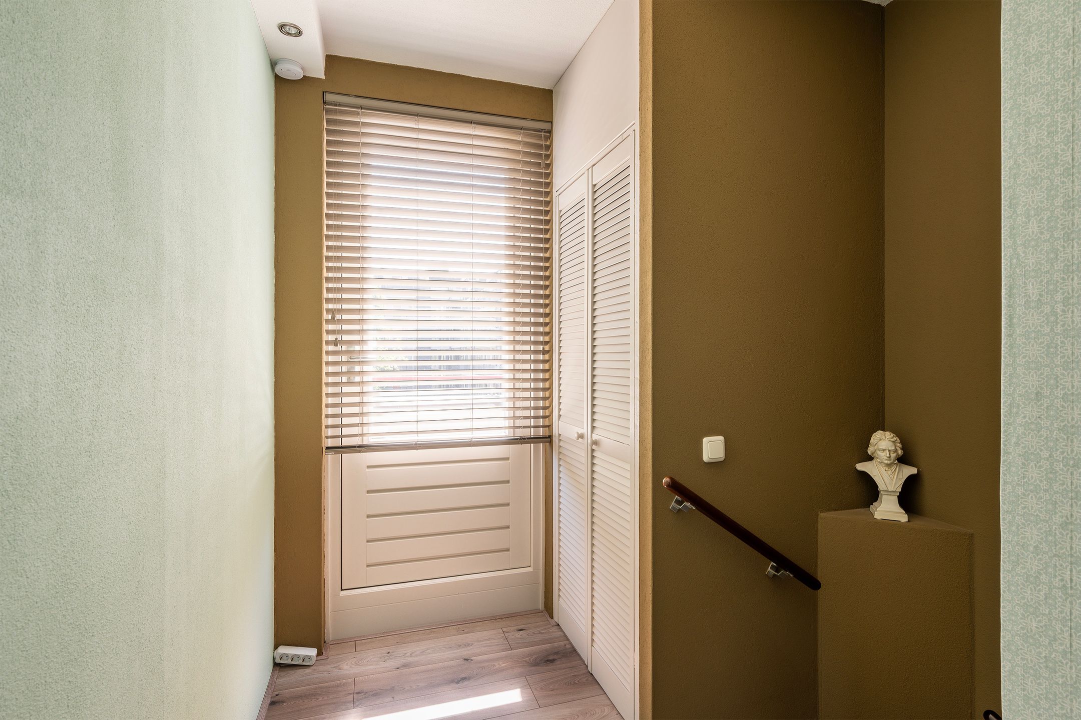 Foto 36 van Samuel Esmeijerstraat 241