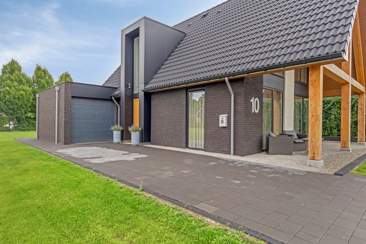 Foto 6 van Cornelis Schipperplein 10