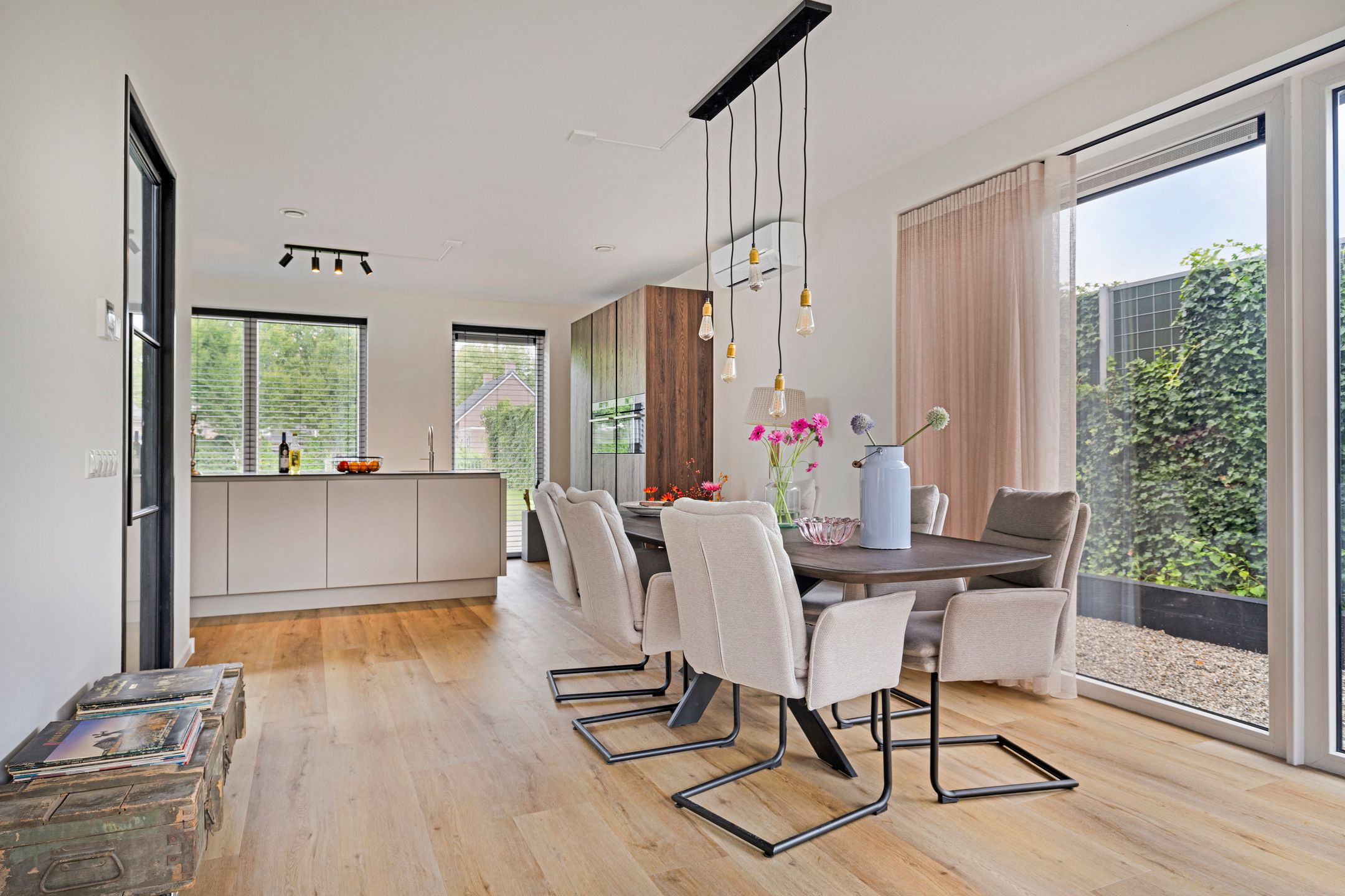 Foto 15 van Cornelis Schipperplein 10