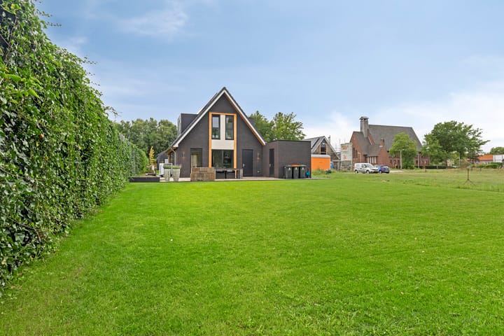 Foto 42 van Cornelis Schipperplein 10