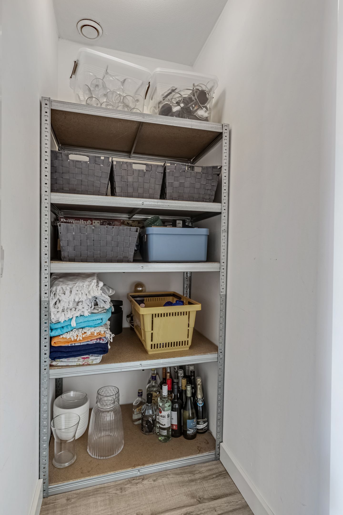 Photo 6 of Sint Willebrordstraat 29