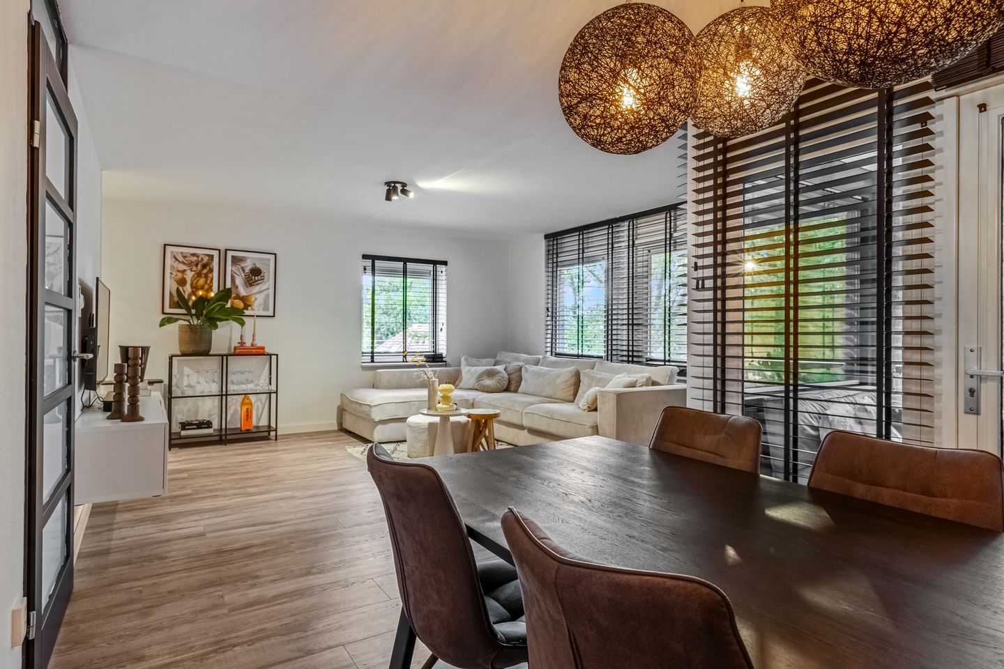 Photo 25 of Sint Willebrordstraat 29