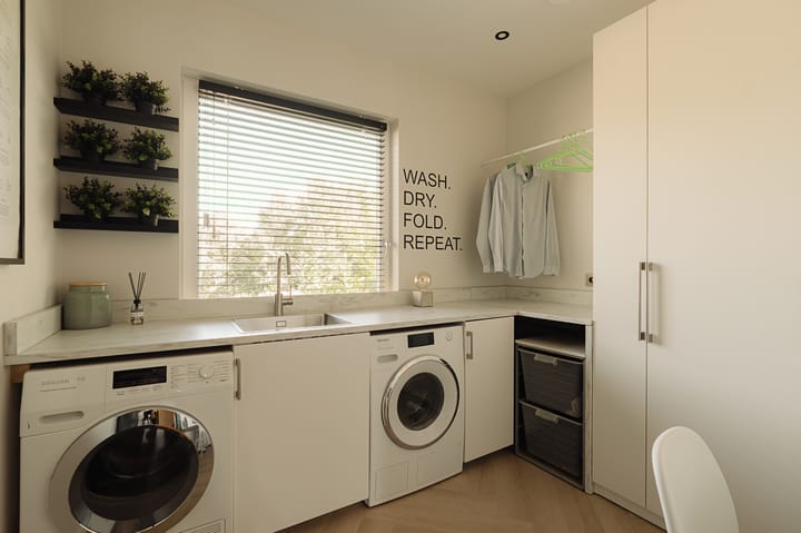 Foto 32 van Emmakade 4