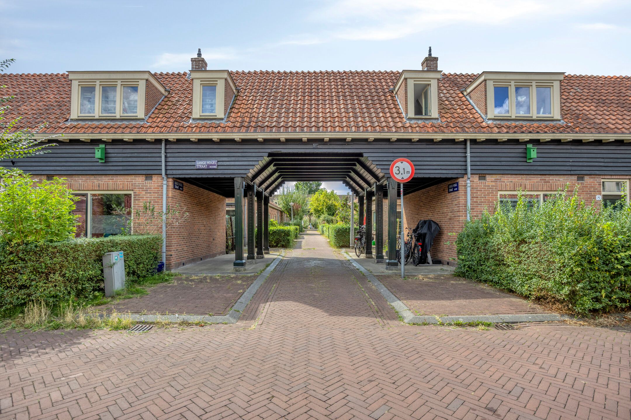 Eerste Vogelstraat 10 