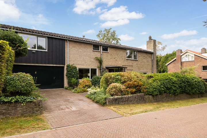 Foto 2 van Van Karnebeeklaan 4