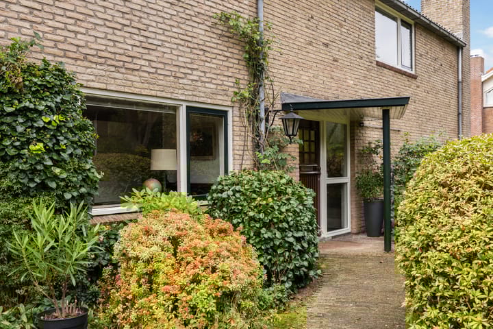 Foto 3 van Van Karnebeeklaan 4