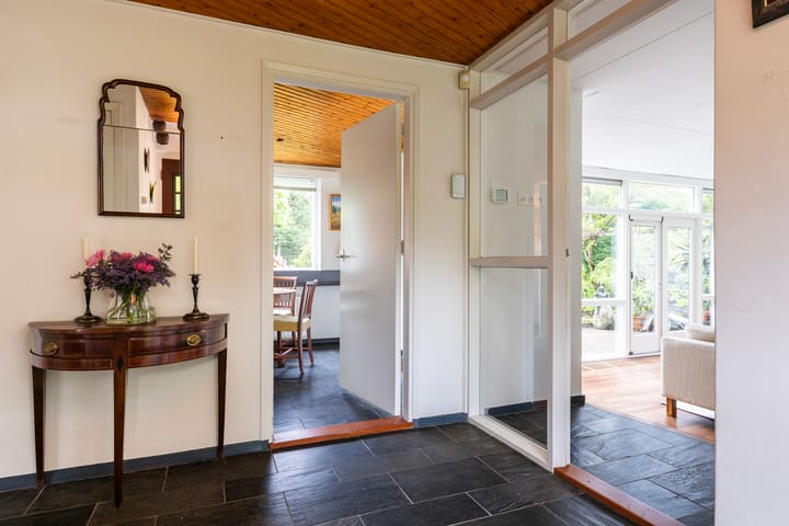 Foto 5 van Van Karnebeeklaan 4