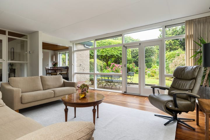 Foto 14 van Van Karnebeeklaan 4