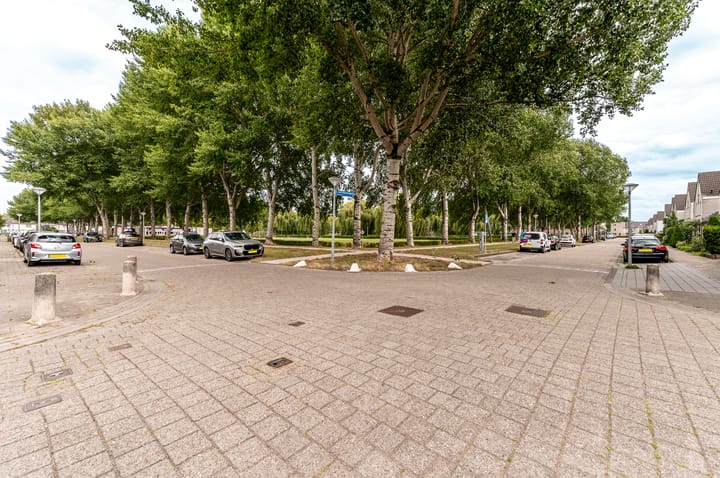 Foto 35 van G.T. Rietveldstraat 2