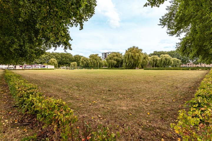 Foto 36 van G.T. Rietveldstraat 2