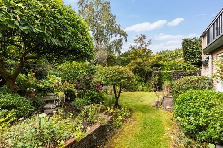 Foto 45 van Van Karnebeeklaan 4