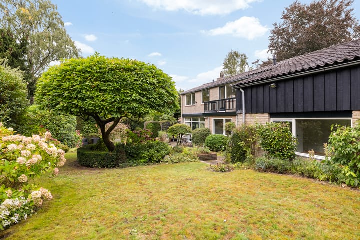 Foto 47 van Van Karnebeeklaan 4