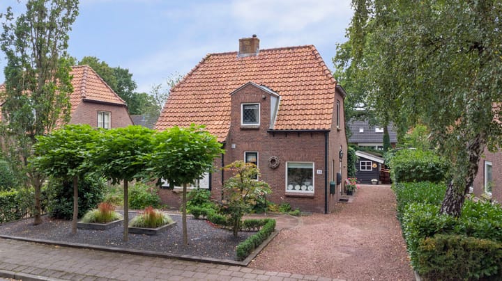 Photo 2 of Veldweg 28