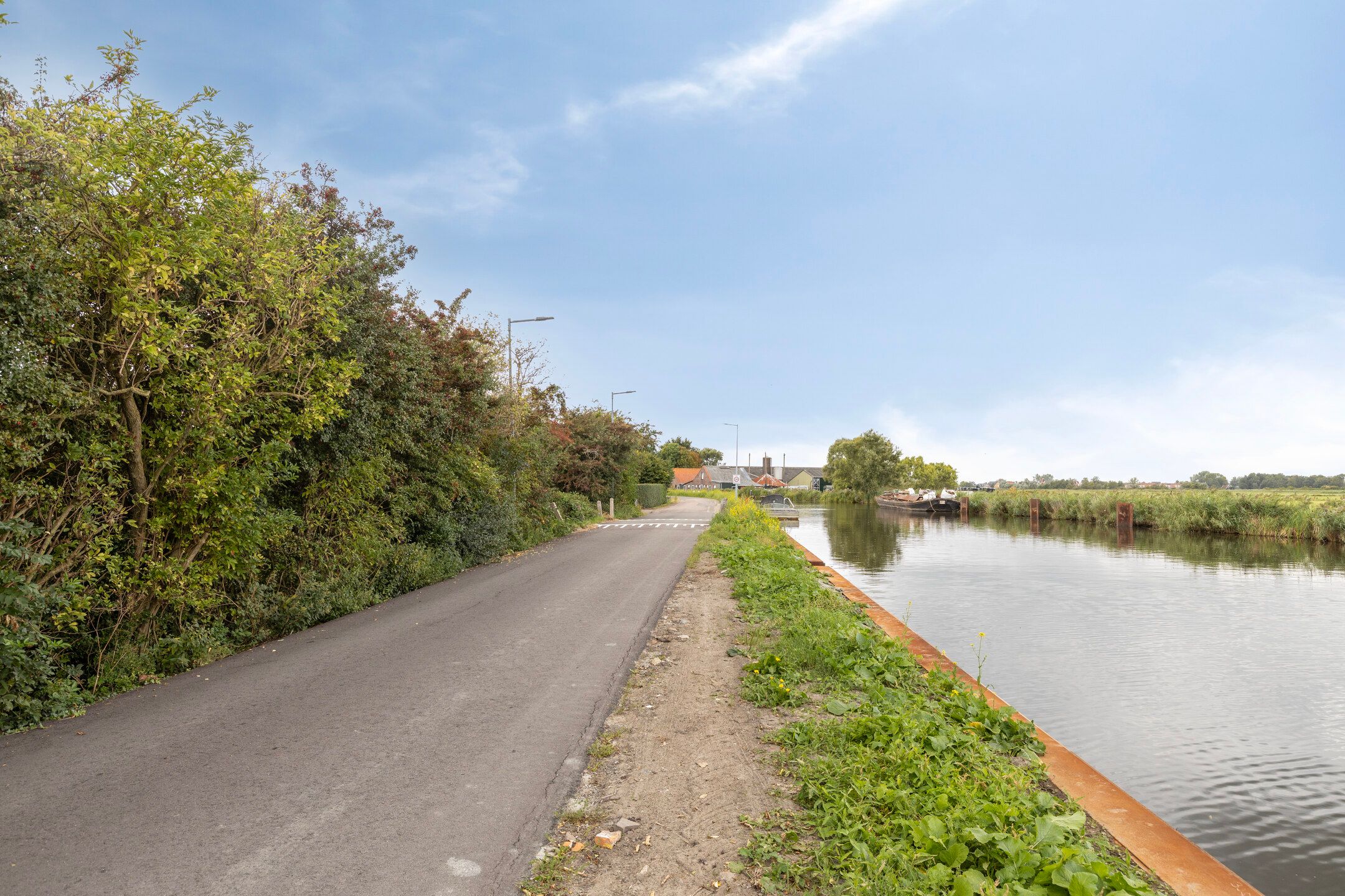 Foto 6 van Broekermeerdijk 12-A