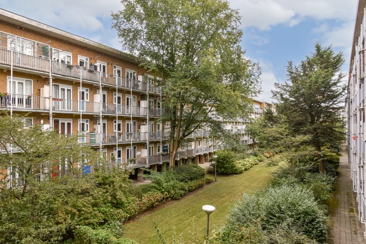 Foto 3 van Adriaan van Bergenstraat 7-1