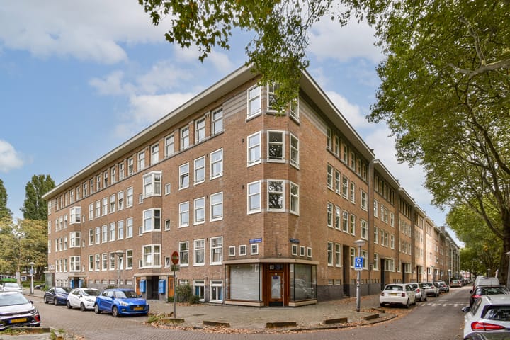 Foto 4 van Adriaan van Bergenstraat 7-1