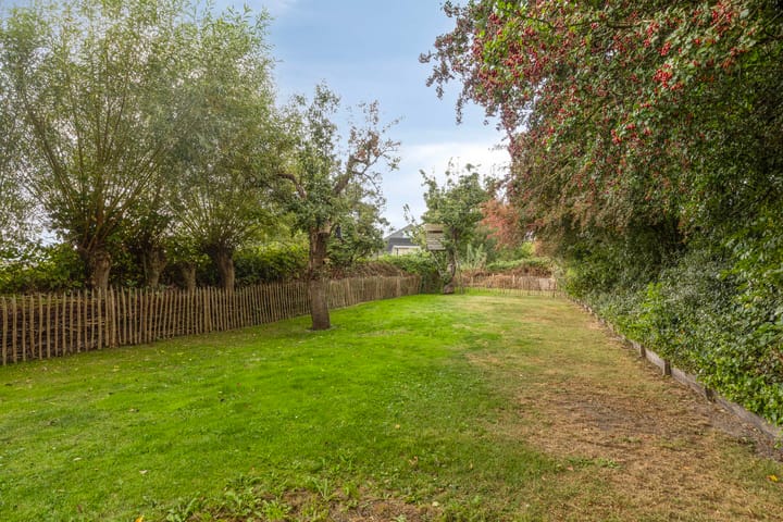 Photo 48 of Broekermeerdijk 12-A