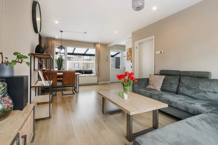 Foto 14 van Ds. Sleeswijk Visserstraat 22