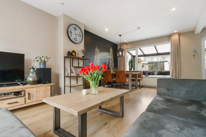 Foto 15 van Ds. Sleeswijk Visserstraat 22