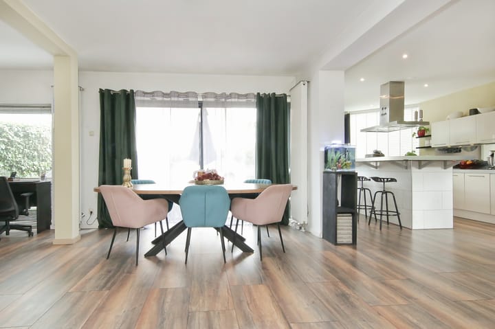 Photo 5 of Chr. Huygensstraat 25