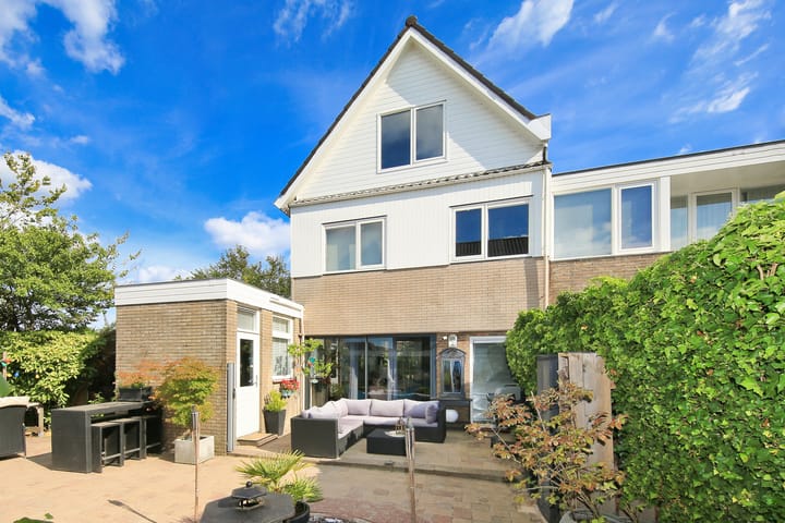 Photo 8 of Chr. Huygensstraat 25