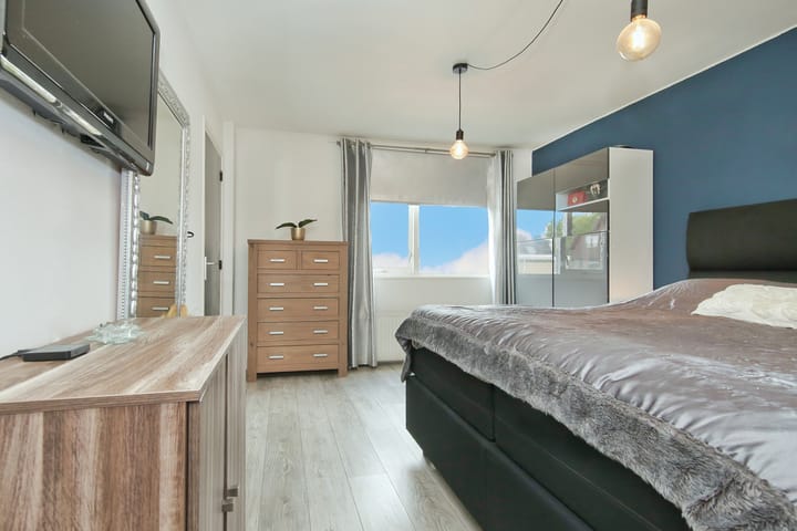 Photo 10 of Chr. Huygensstraat 25