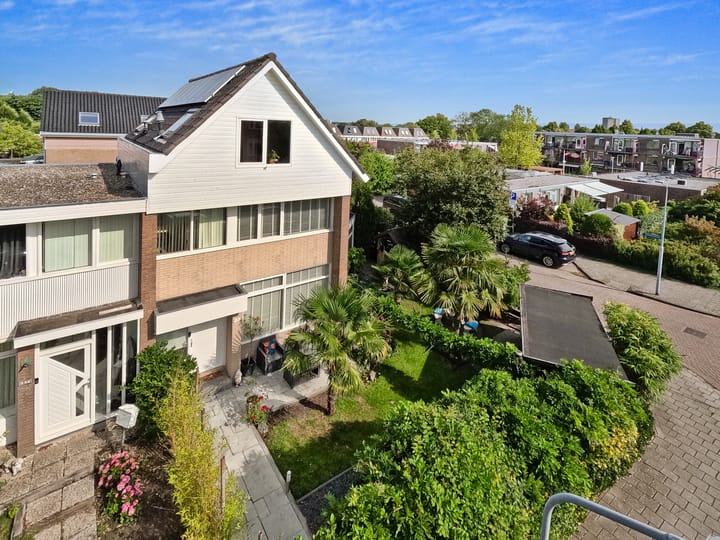 Photo 15 of Chr. Huygensstraat 25