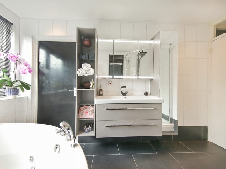 Photo 45 of Chr. Huygensstraat 25