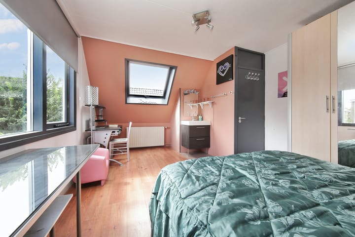 Photo 50 of Chr. Huygensstraat 25