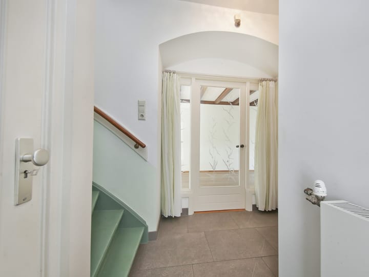 Foto 17 van Schipholweg 413