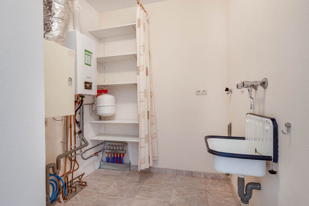 Foto 16 van Rijksweg Zuid 122-8