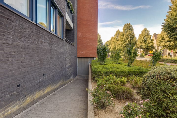 Foto 18 van Rijksweg Zuid 122-8