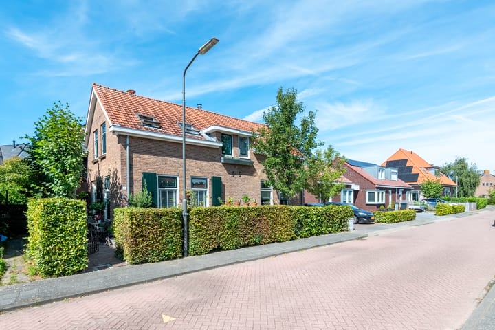 Foto 2 van Schoolstraat 4