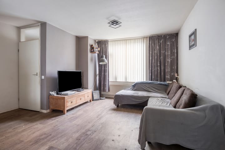 Foto 8 van Wederikstraat 5