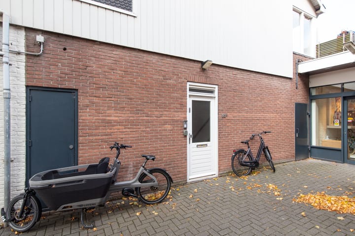 Photo 35 of Stationsweg 65-A