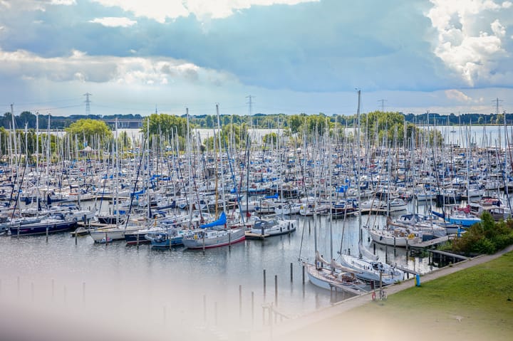 Photo 34 of Marinaweg 33