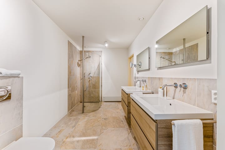 Photo 41 of Marinaweg 33