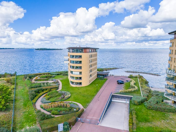 Photo 47 of Marinaweg 33