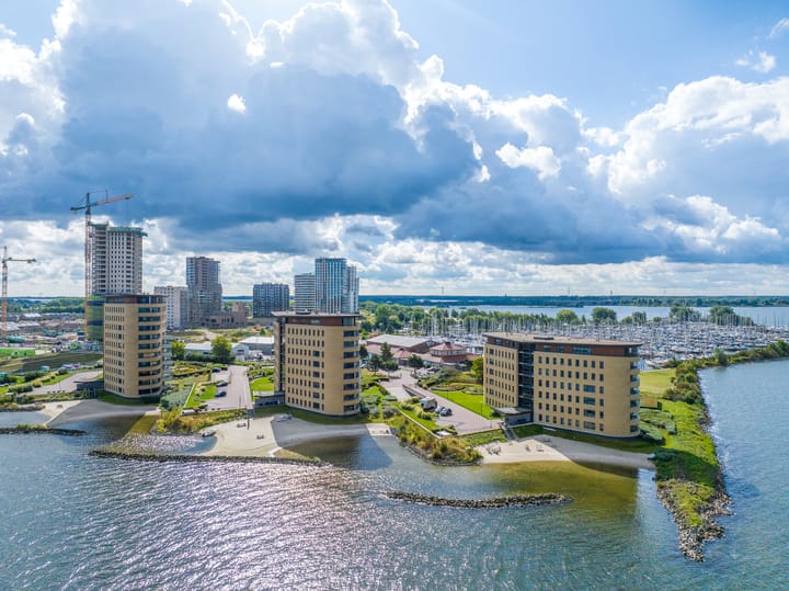 Photo 52 of Marinaweg 33