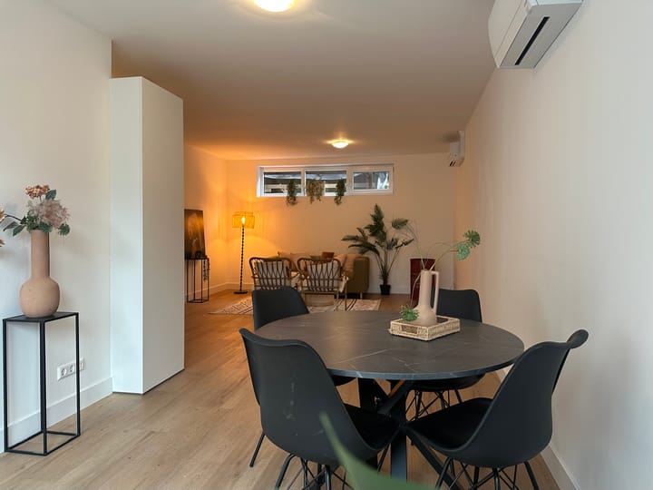 Photo 3 of Noordeinde 167-A3