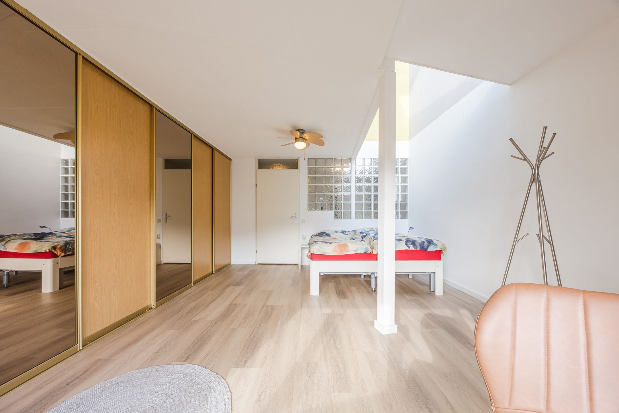 Foto 24 van Sering 52